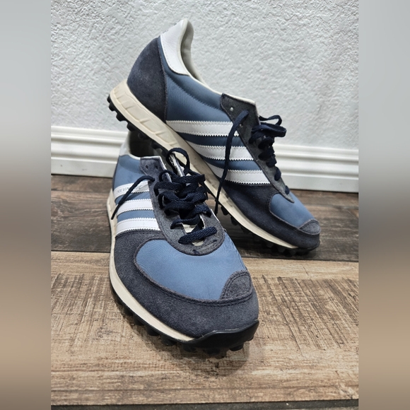 Adidas - Picture 7 of 7